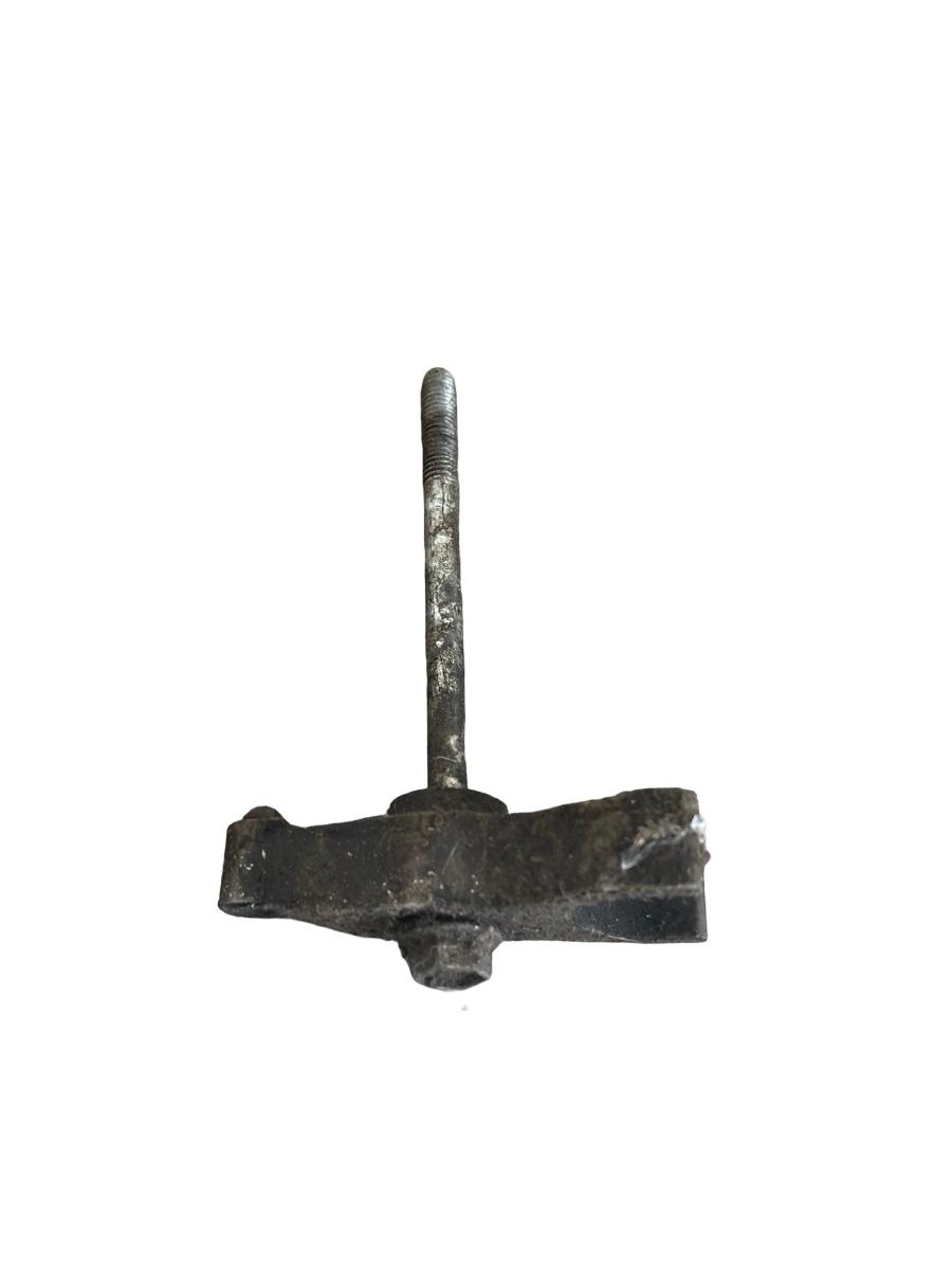 Clema fixare injector combustibil TOYOTA LAND CRUISER 150 TRJ15_, KDJ15_, GRJ15_, GDJ15_ 2009 ->