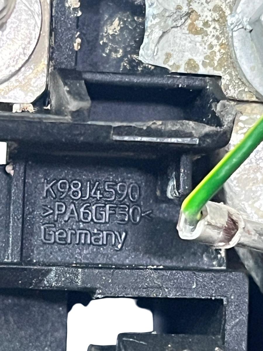 Borna baterie pozitiva AUDI A6/S6 IV Saloon 4G2, C7, 4GC 2010 - 2018 K98J4590 – foto 2