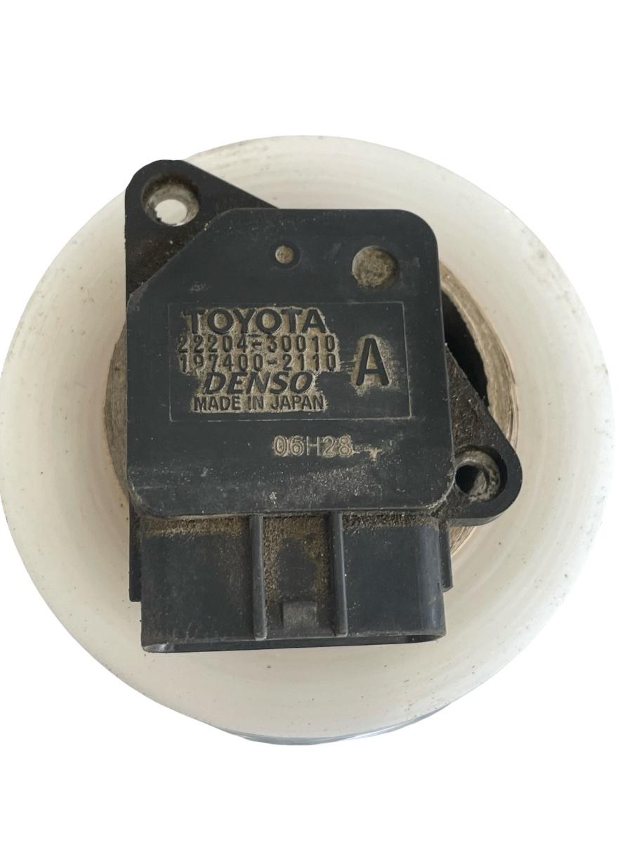 Debitmetru TOYOTA RAV 4 III _A3_ 2005 - 2013 2.2 D 4WD 2AD-FHV 22204-30010