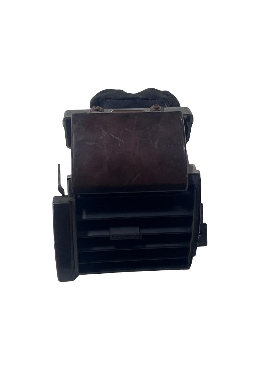 Grila de ventilatie stanga fata VOLKSWAGEN PHAETON 3D_ 2002 - 2016 3D1819073