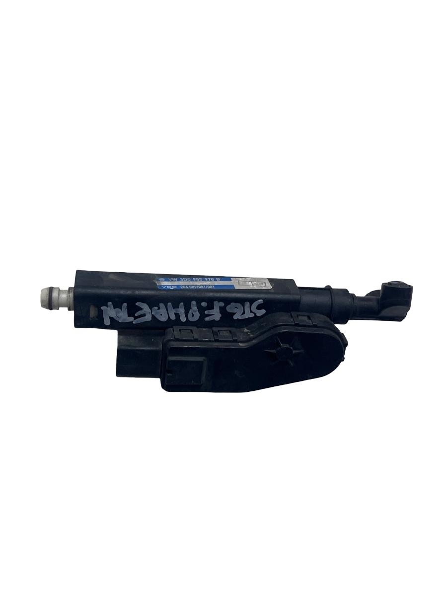 Spalator far stanga VOLKSWAGEN PHAETON 3D_ 2002 - 2016 3D0955978B