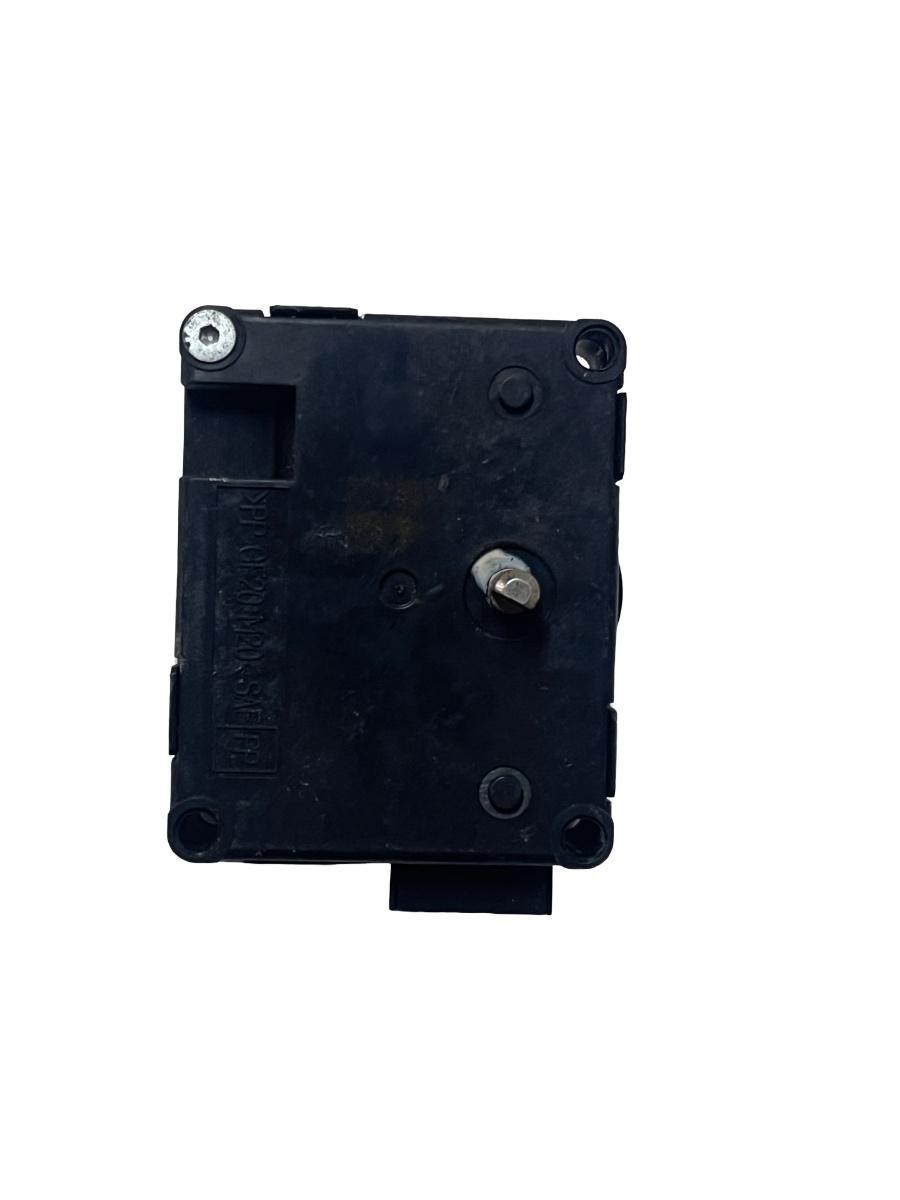 Motoras/actuator clapeta aer VOLKSWAGEN PHAETON 3D_ 2002 - 2016 4D0820511 – foto 4