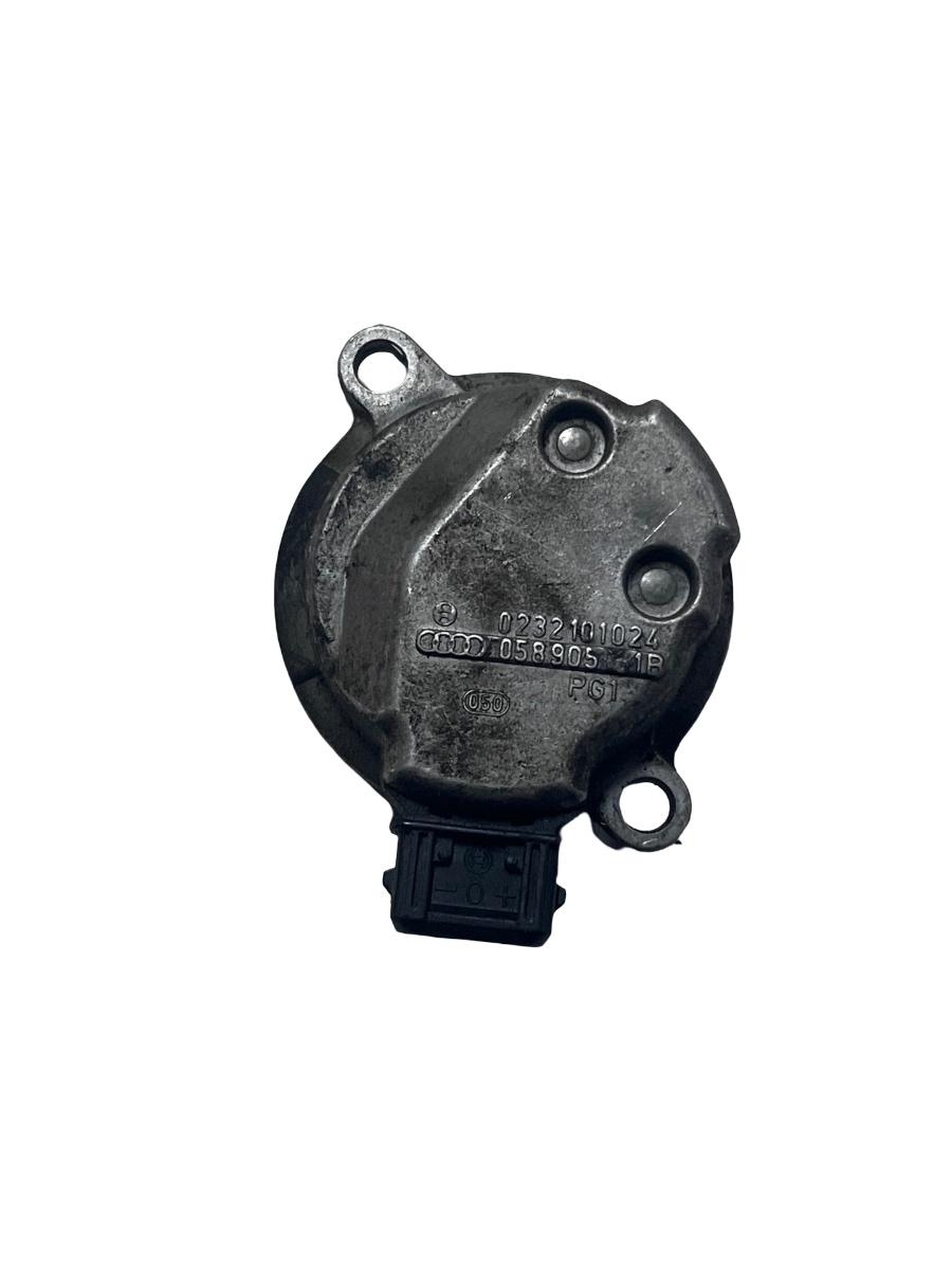 Senzor de pozitie ax cu came VOLKSWAGEN GOLF IV 1J1 1997 - 2007 0232101024