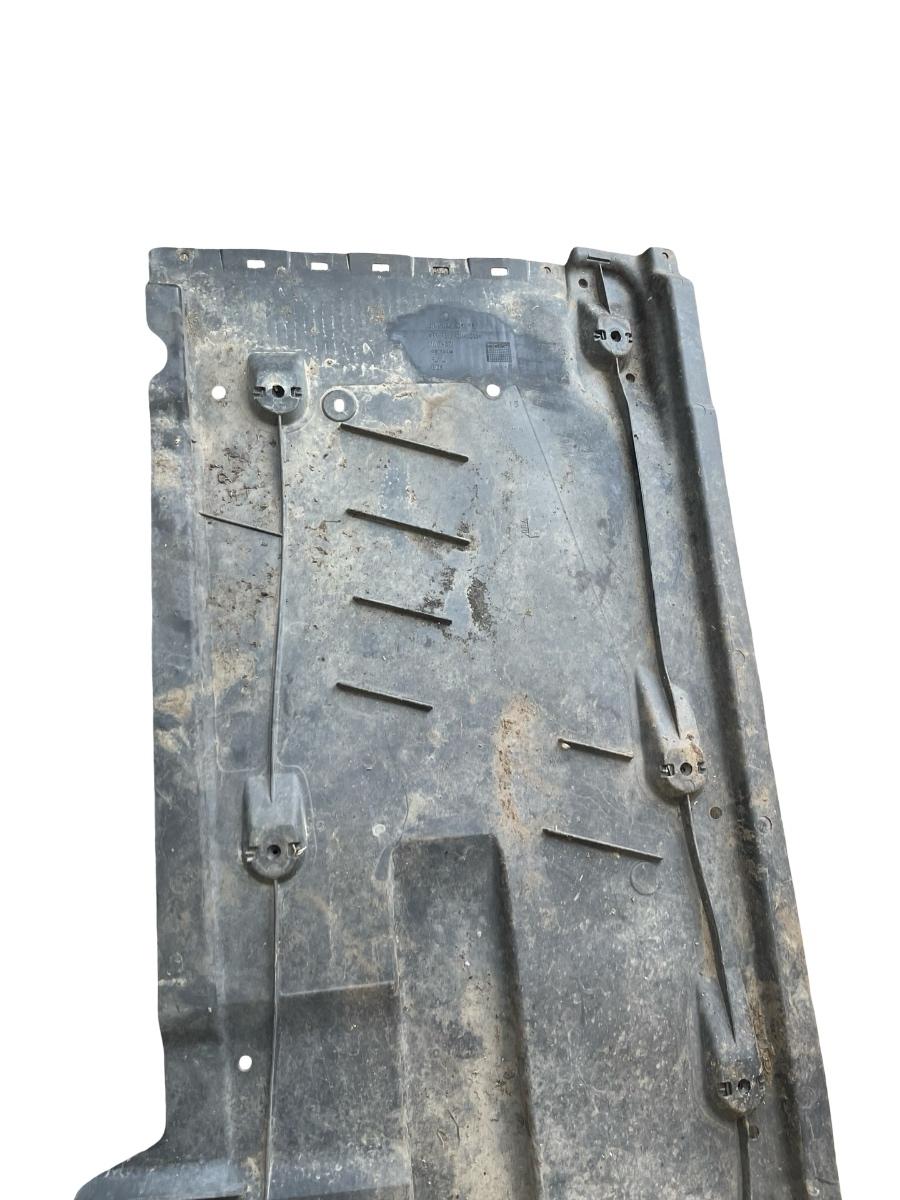 Scut caroserie stanga SEAT TOLEDO IV KG3 2012 -> 6RA825201 – foto 2