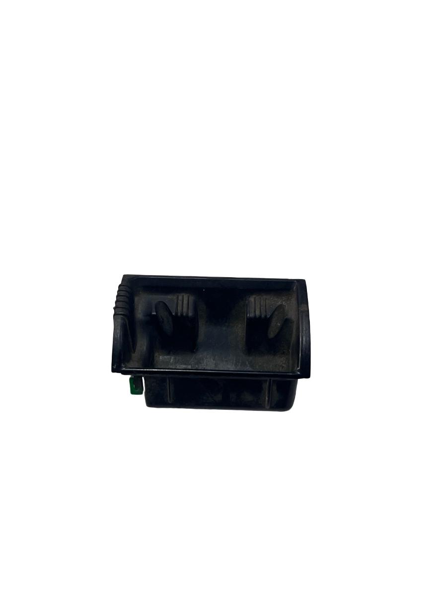 Scrumiera (fata) VOLKSWAGEN SHARAN 7M8, 7M9, 7M6 1995 - 2010 3B0857989A