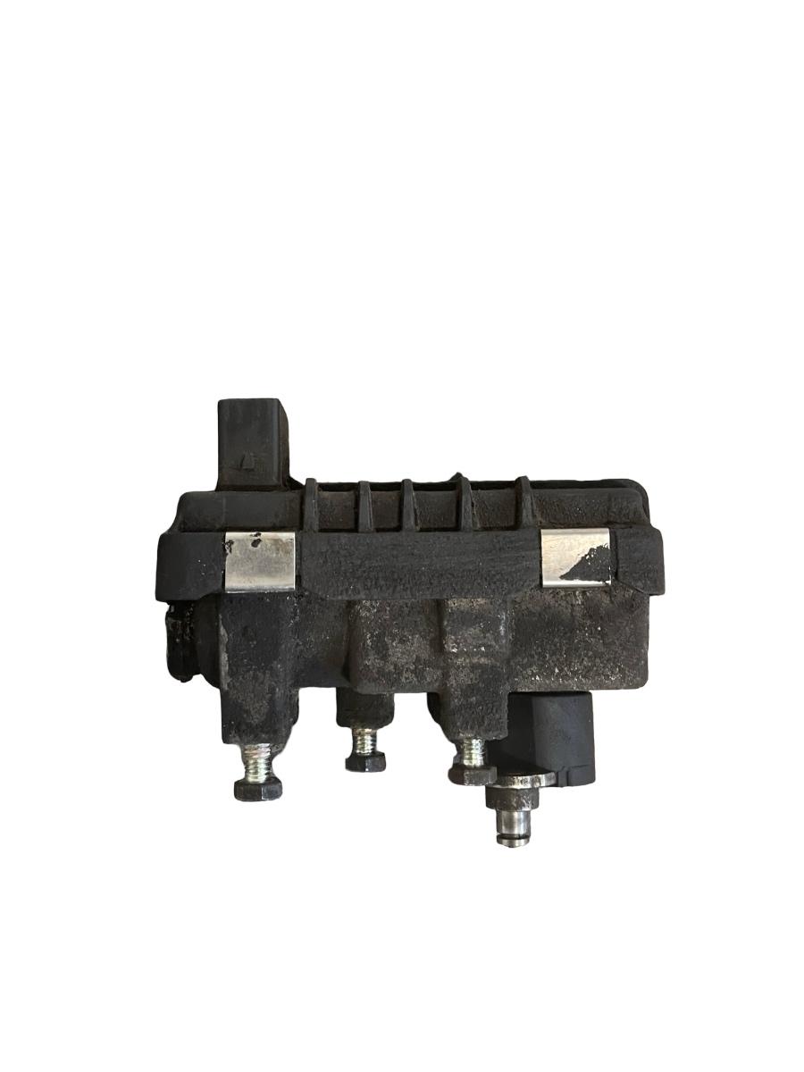 Actuator electric turbina BMW X5 II E70 2006 - 2013 3.0 d M57 D30 (306D3) – foto 2