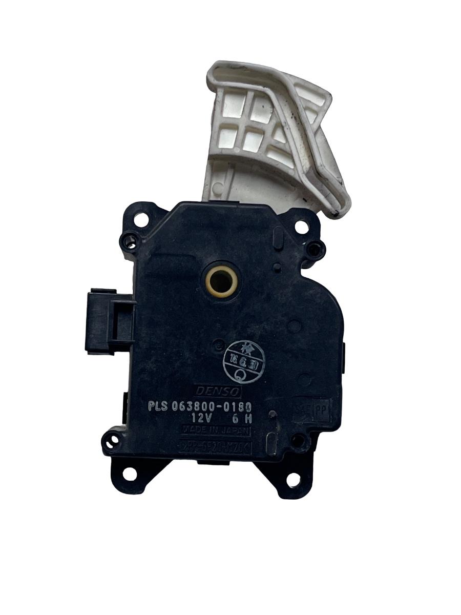 Motoras/actuator clapeta aer TOYOTA RAV 4 III _A3_ 2005 - 2013 063800-0180