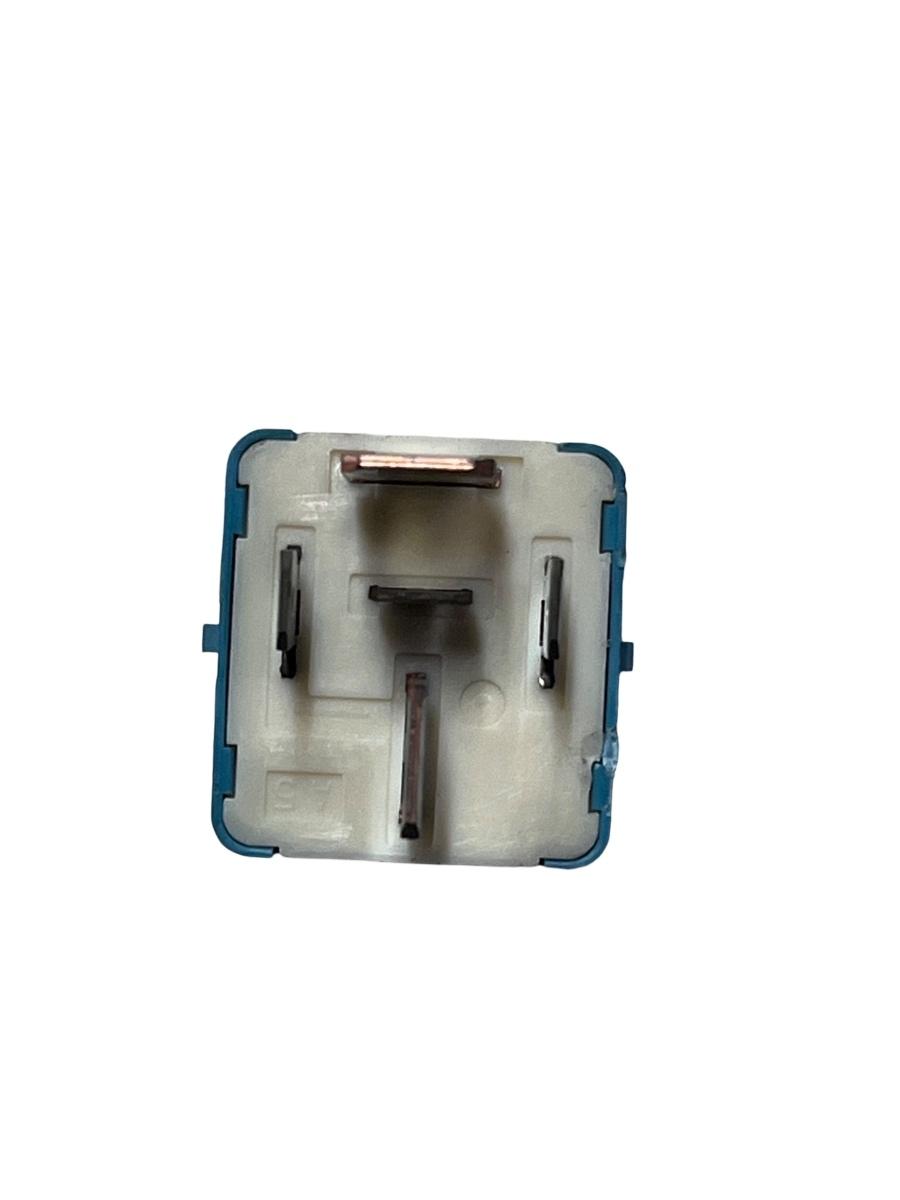Alte relee TOYOTA RAV 4 III _A3_ 2005 - 2013 90987-04010