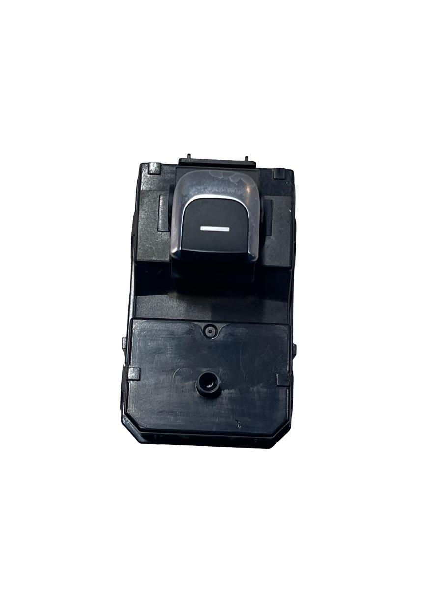 Buton geam electric dreapta spate KIA SPORTAGE QL, QLE 2015 -> 93590D9100