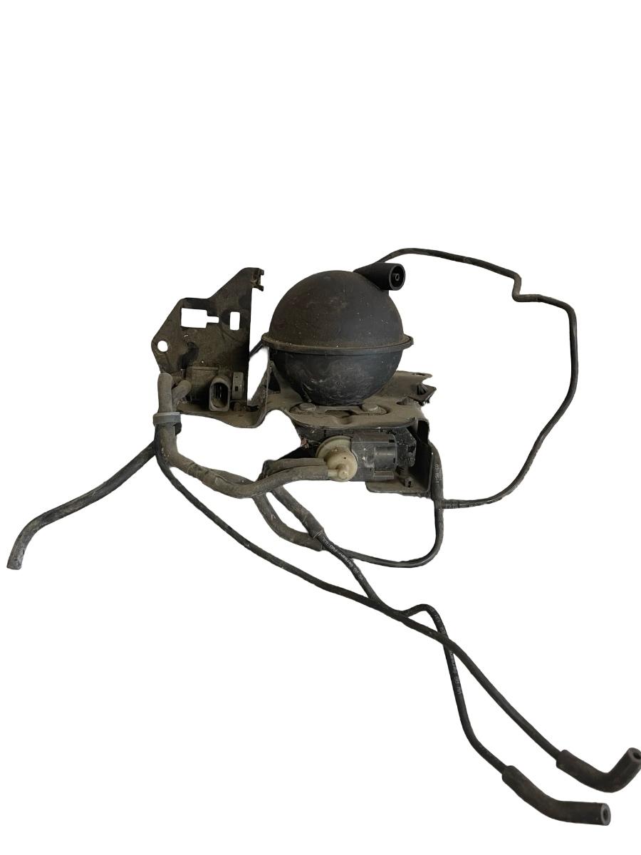 Rezervor de aer vacuum + supape AUDI A4 IV 8K2, B8 2007 - 2015 2.0TDI 8K0906627