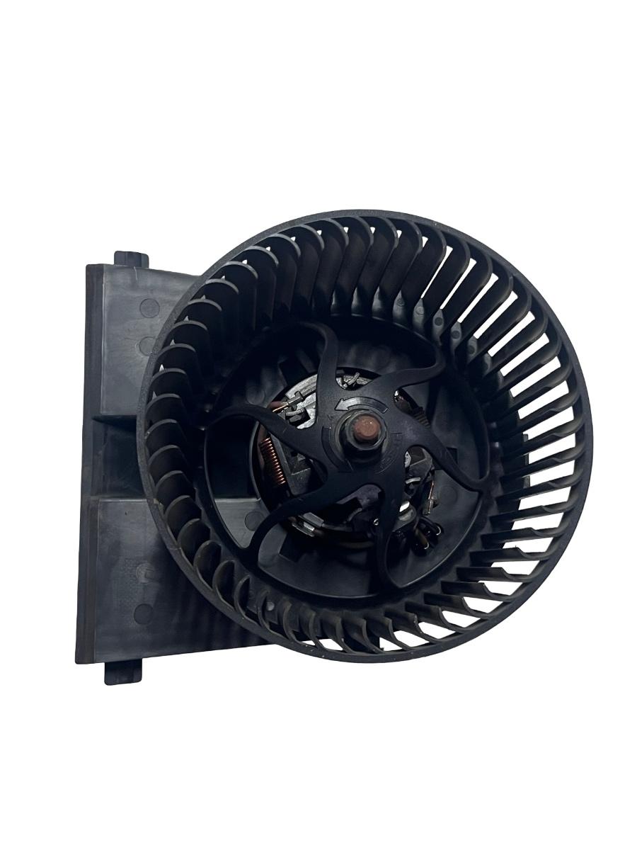 Ventilator aeroterma VOLKSWAGEN GOLF IV 1J1 1997 - 2007 1J1819021B