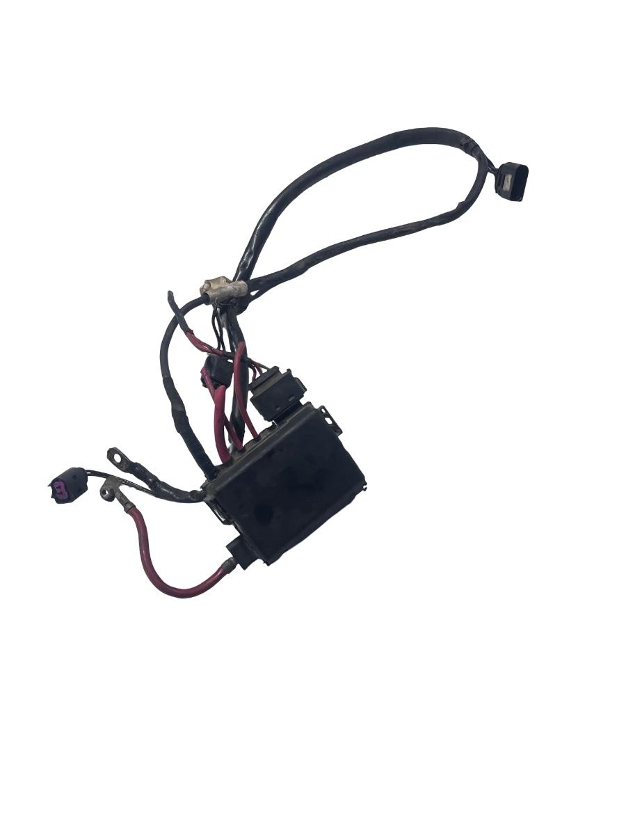 Panou sigurante borna pozitiva VOLKSWAGEN GOLF IV 1J1 1997 - 2007 1J0937773