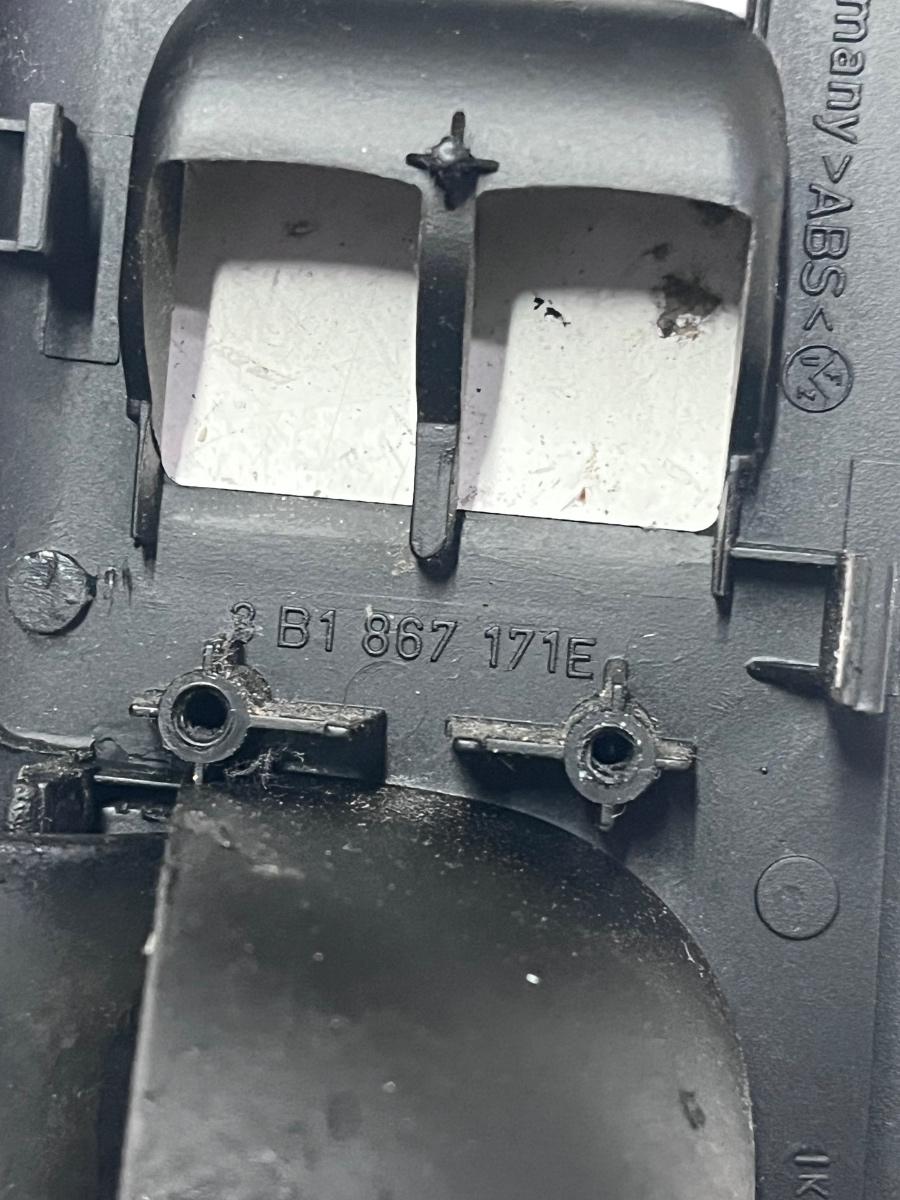 Panou butoane geamuri stanga fata VOLKSWAGEN GOLF IV 1J1 1997 - 2007 3B1867171E – foto 2