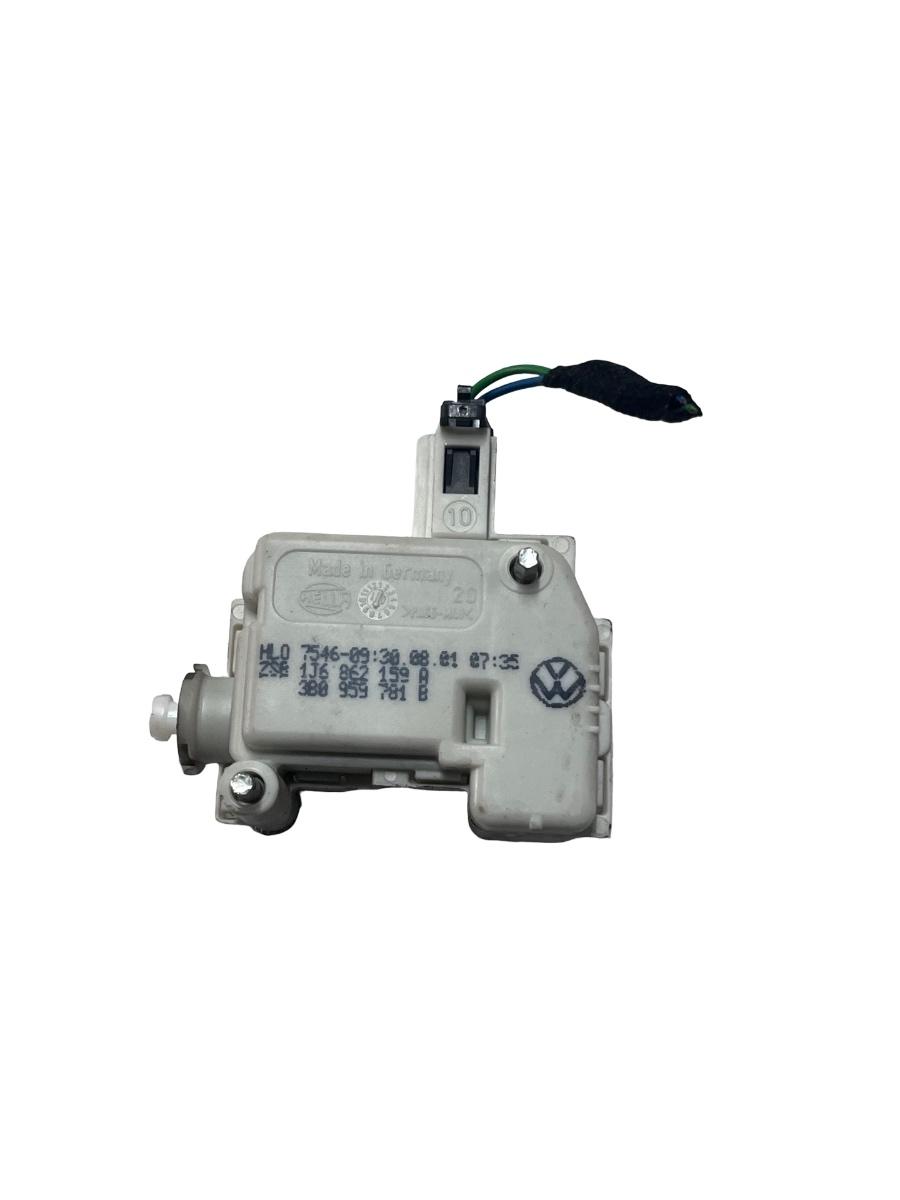 Motoras usita rezervor combustibil VOLKSWAGEN GOLF IV 1J1 1997 - 2007 1J6862159A