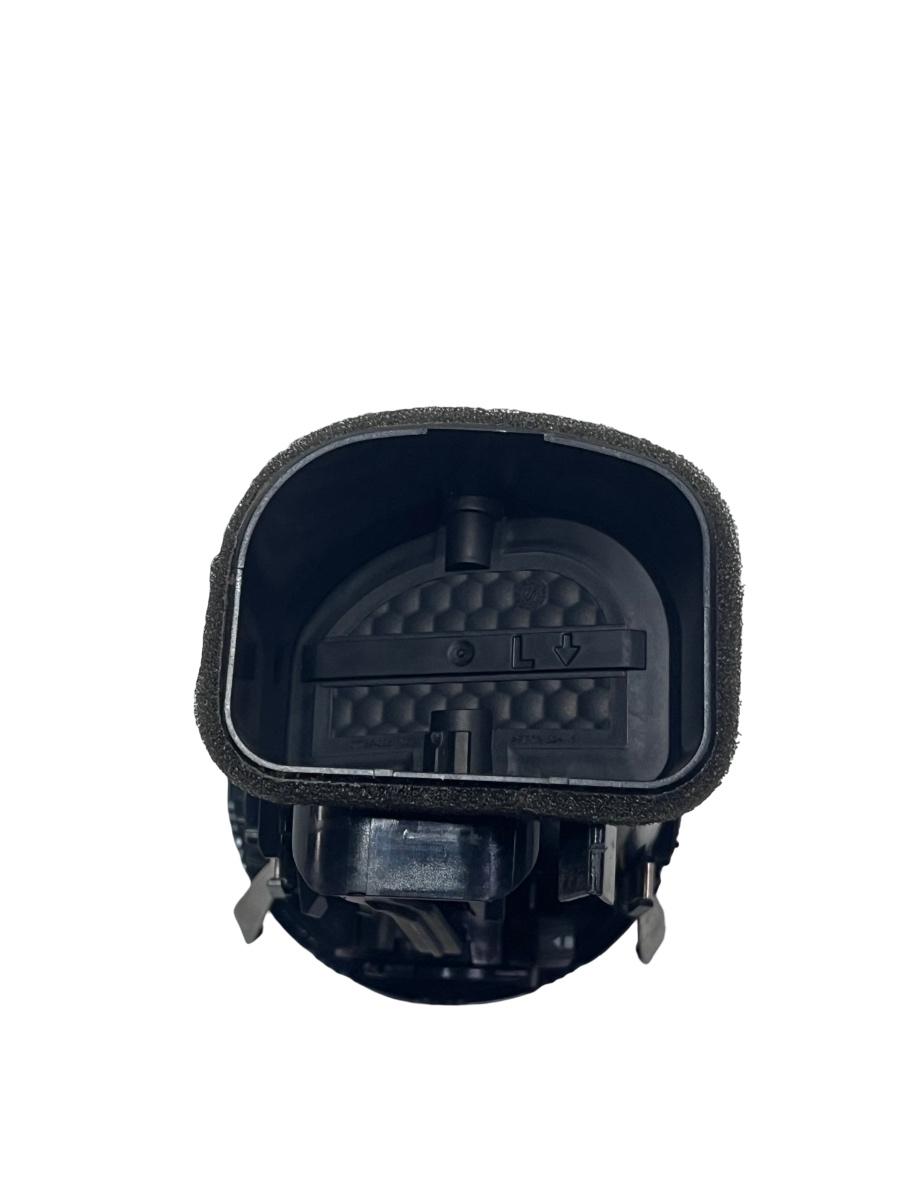 Grila de ventilatie laterala stanga fata MERCEDES-BENZ C-CLASS W204 2007 - 2014 A2048306354 – foto 2