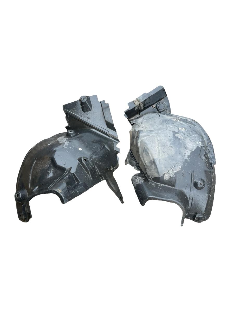 Carenaj roata dreapta fata MERCEDES-BENZ C-CLASS W204 2007 - 2014