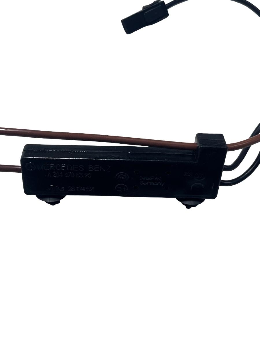 Amplificator semnal antena MERCEDES-BENZ C-CLASS W204 2007 - 2014 A2048708390