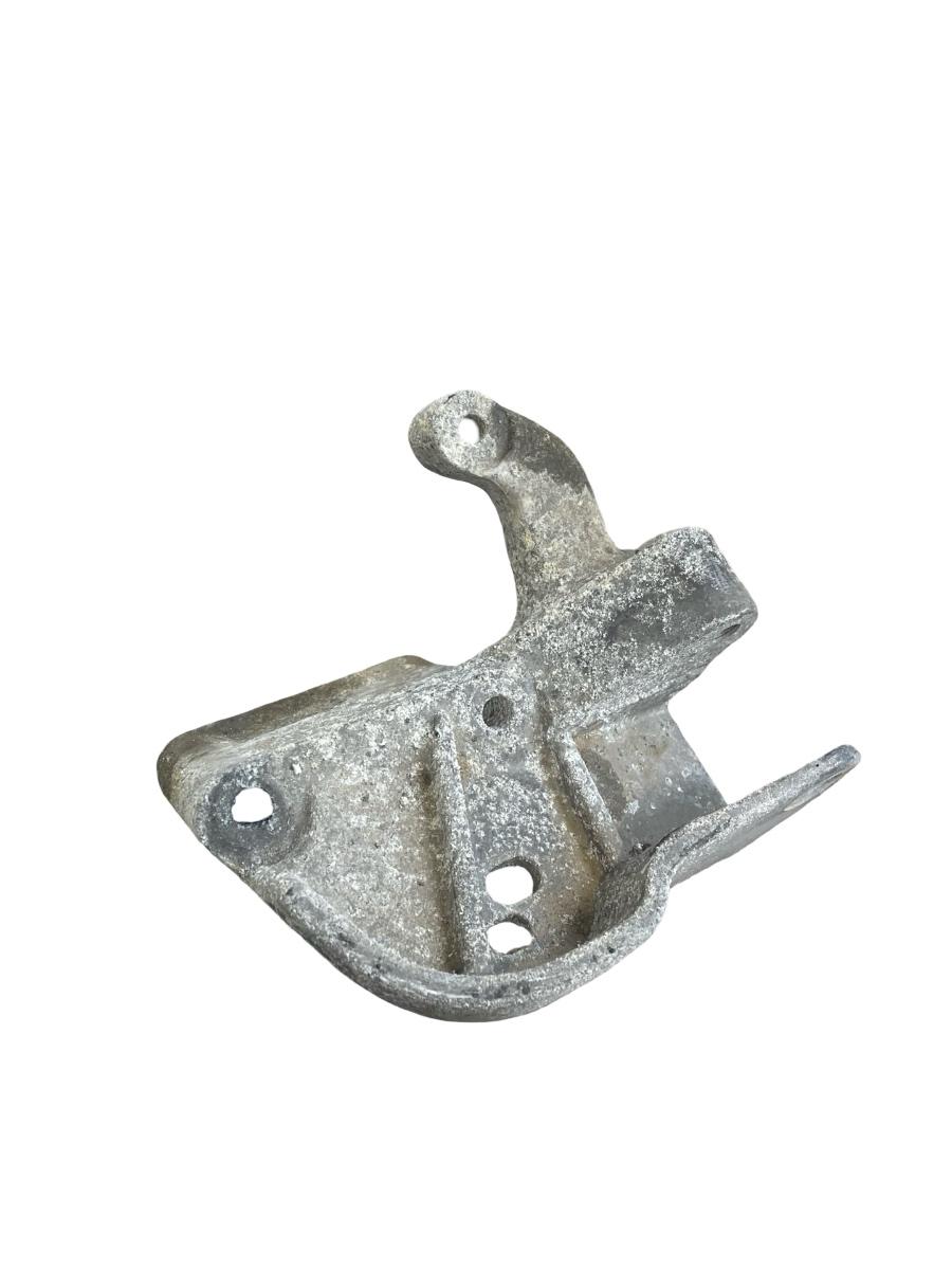 Suport motor VOLVO V40 Hatchback 525, 526 2012 -> 2.0 D2 D 4204 T8 31359638 – foto 3