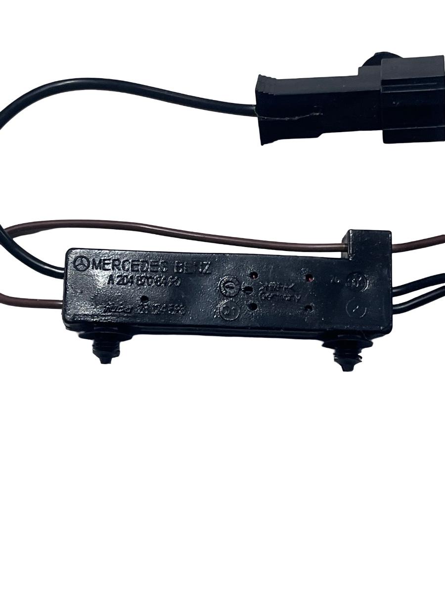 Amplificator semnal antena MERCEDES-BENZ C-CLASS W204 2007 - 2014 A2048708490 – foto 2