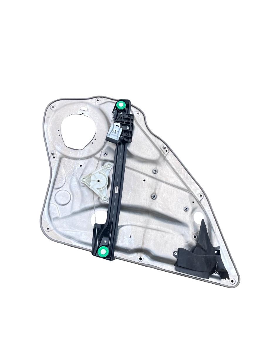 Macara Geam dreapta spate MERCEDES-BENZ C-CLASS W204 2007 - 2014 A204820402