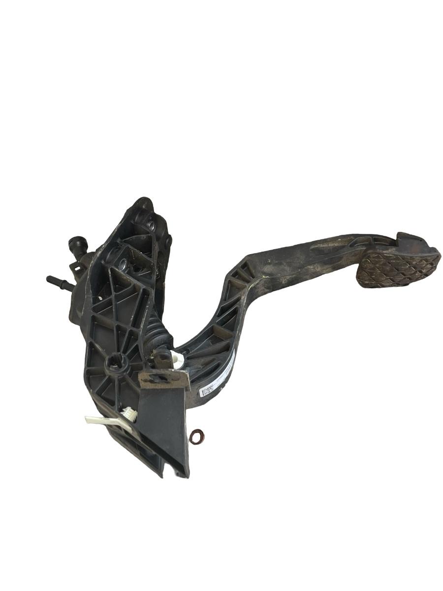 Pedala de ambreiaj FORD FIESTA VII 2017 -> 1.1 Ti-VCT XYJE H1BC-7B633-A1F