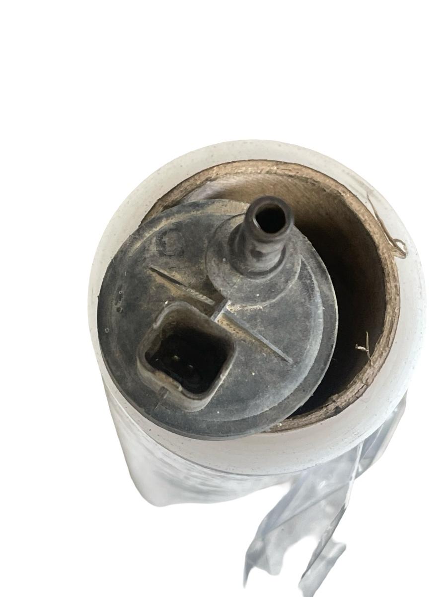 Supapa combustibil RENAULT MEGANE III Hatchback BZ0_ 2008 -> 1.6 16V K4M 858 8200660852