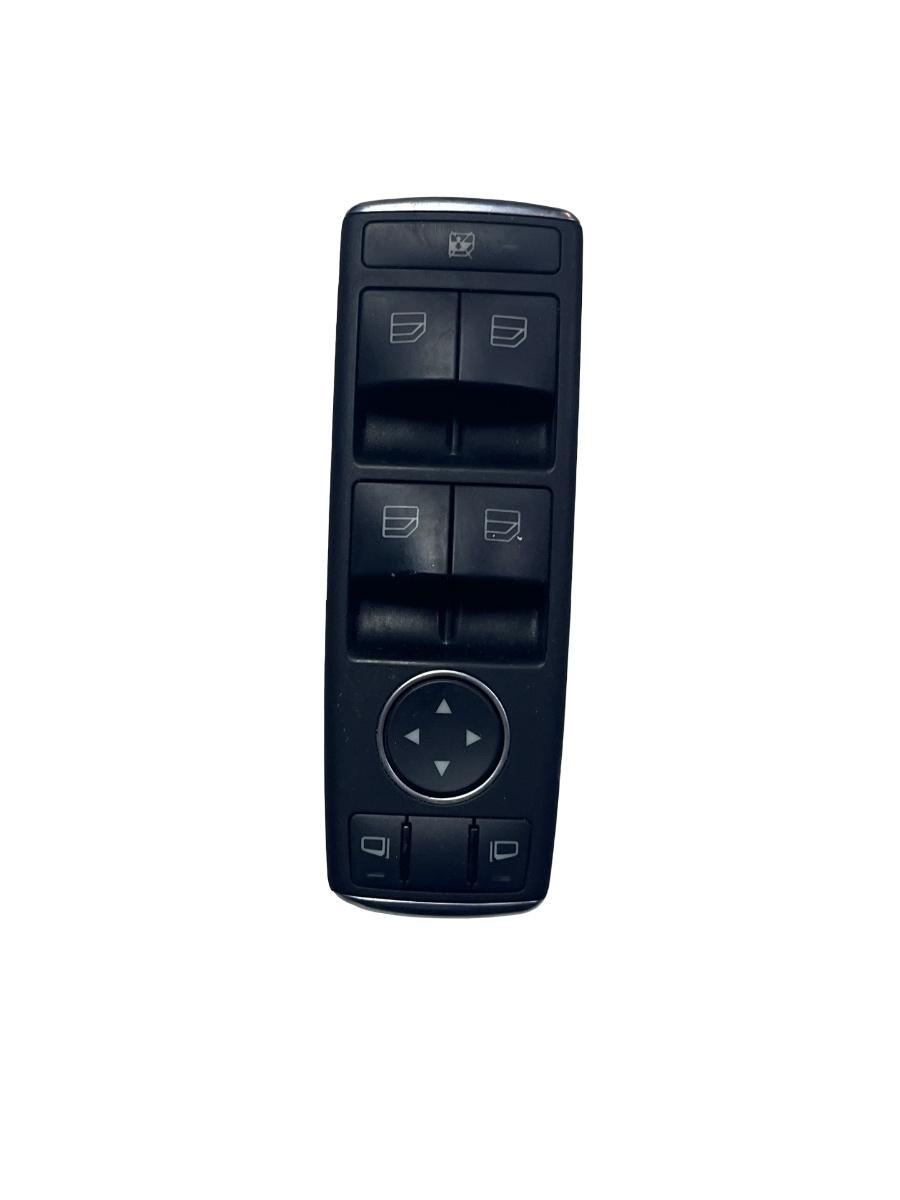 Butoane geamuri electrice dreapta fata (UK) MERCEDES-BENZ C-CLASS W204 2007 - 2014 A2049055302