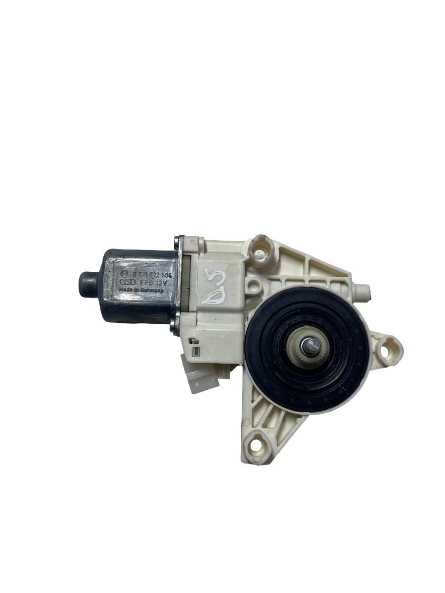 Motoras geam dreapta spate MERCEDES-BENZ C-CLASS W204 2007 - 2014 A2048200642 – foto 2