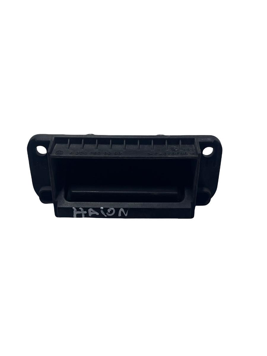 Switch/maner deschidere portbagaj MERCEDES-BENZ C-CLASS W204 2007 - 2014 A2047500293