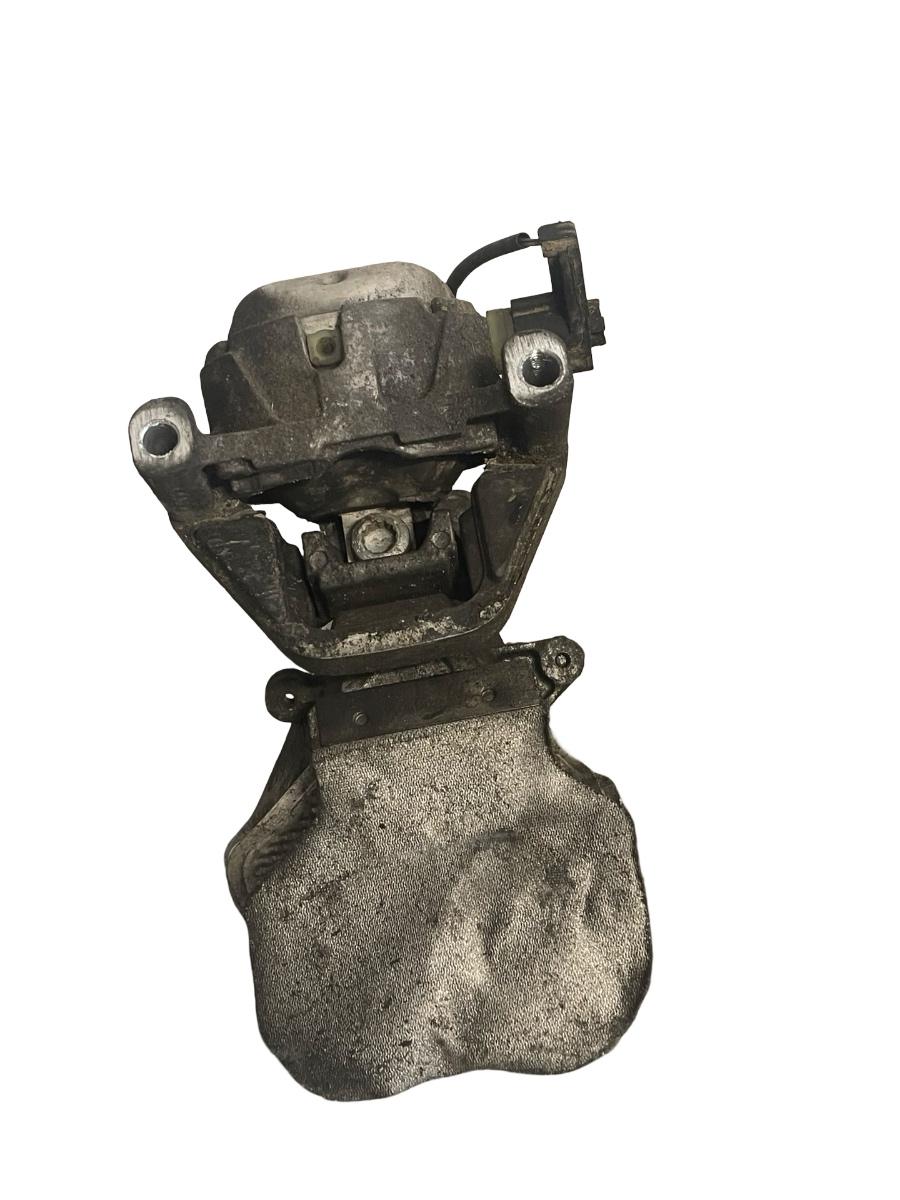 Suport motor dreapta AUDI A8 III 4H2, 4H8, 4HC, 4HL 2009 - 2018 3.0 TDI quattro CTBA 4G0199308E – foto 3