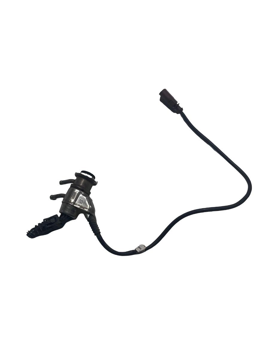 Injector AdBlue AUDI A8 III 4H2, 4H8, 4HC, 4HL 2009 - 2018 3.0 TDI quattro CTBA 4H0131113E