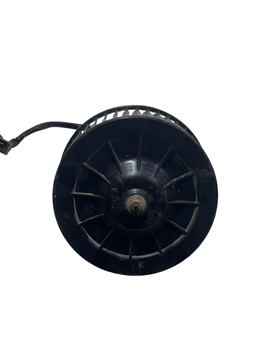 Ventilator aeroterma TOYOTA LAND CRUISER 90 _J9_ 1995 -> – foto 2