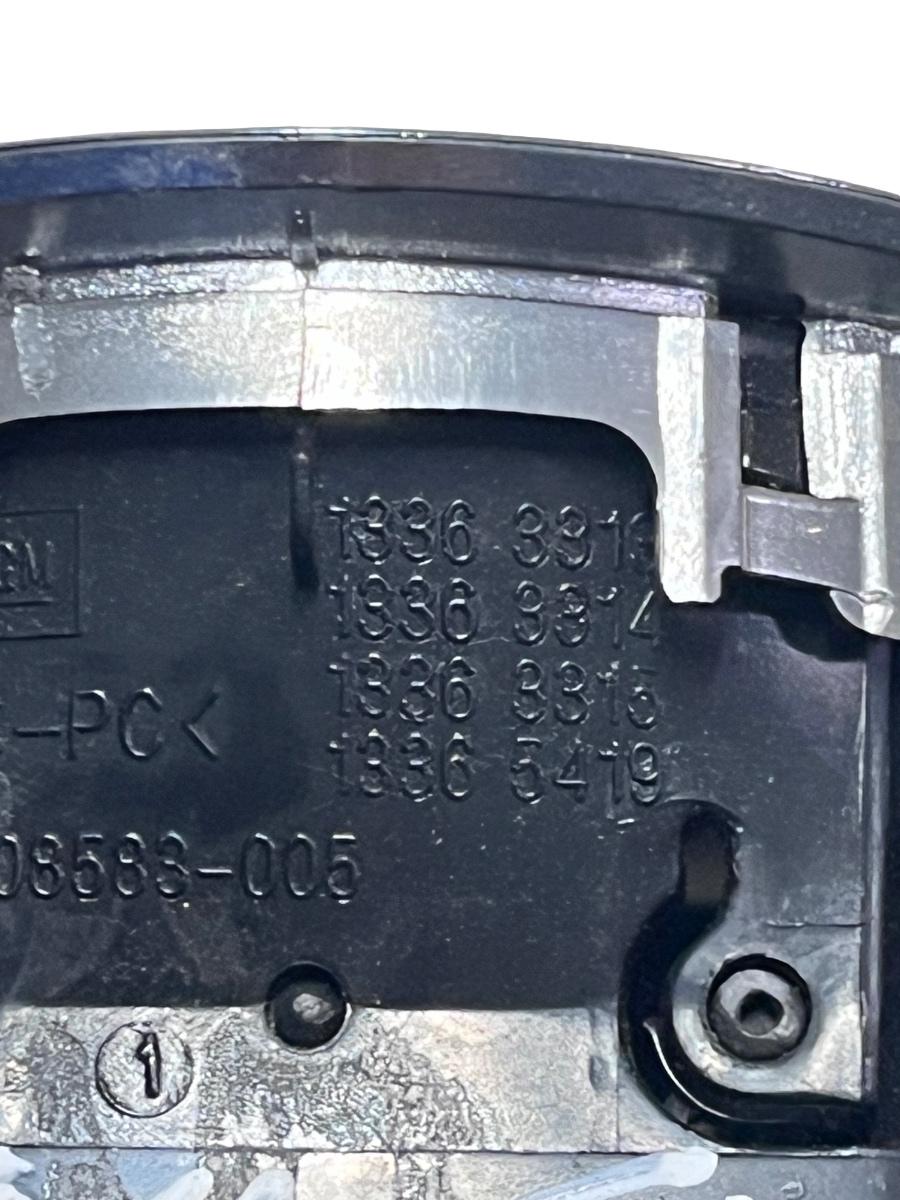 Grila de ventilatie bord stanga fata OPEL CORSA D S07 Facelift 2006 - 2014 13363313 – foto 2