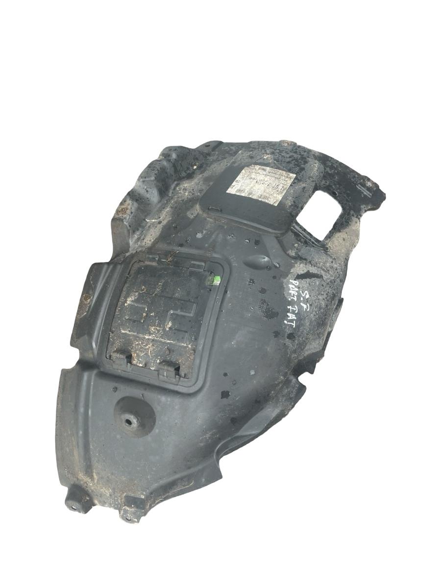 Carenaj roata stanga fata BMW 1 II F20 2010 ->