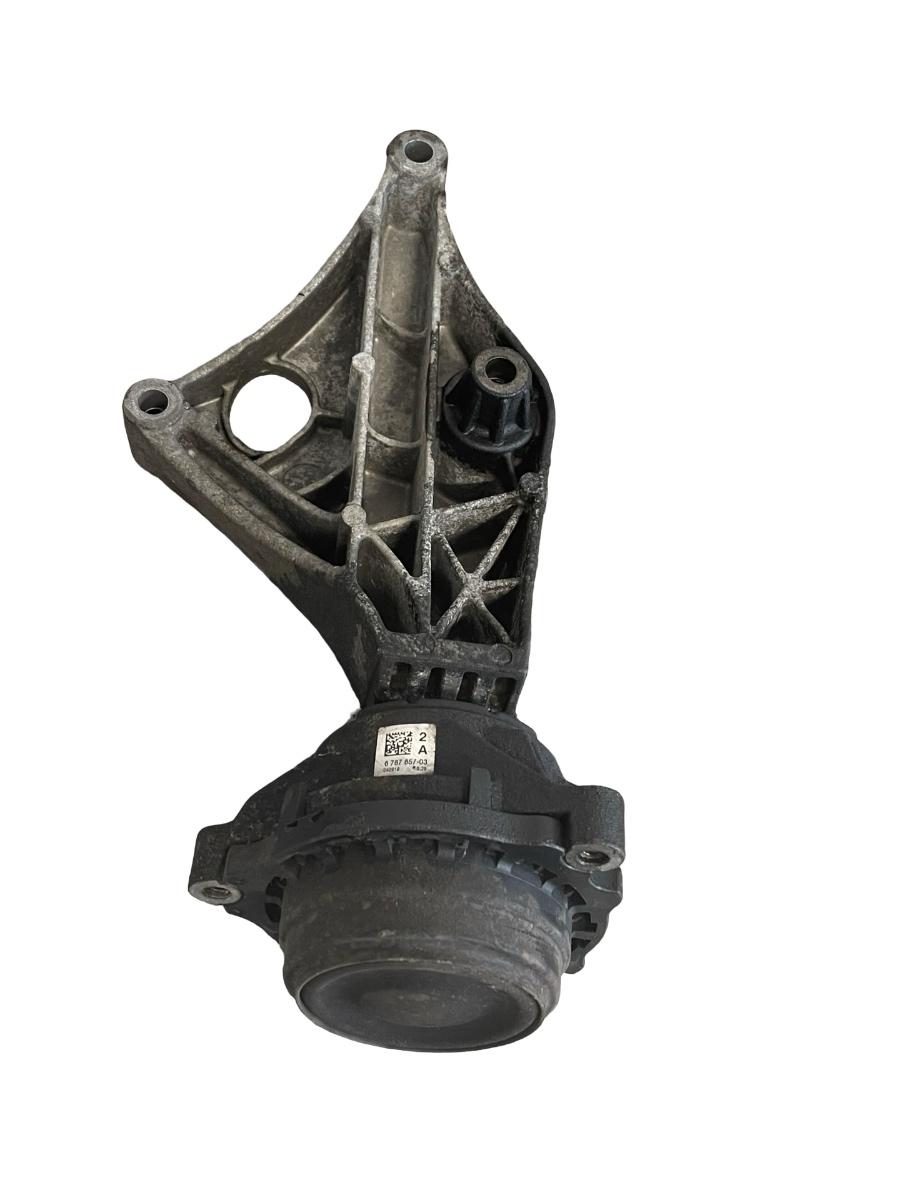 Suport tampon motor BMW 1 II F20 2010 -> 2.0 116 d N47 D20 C 6787657
