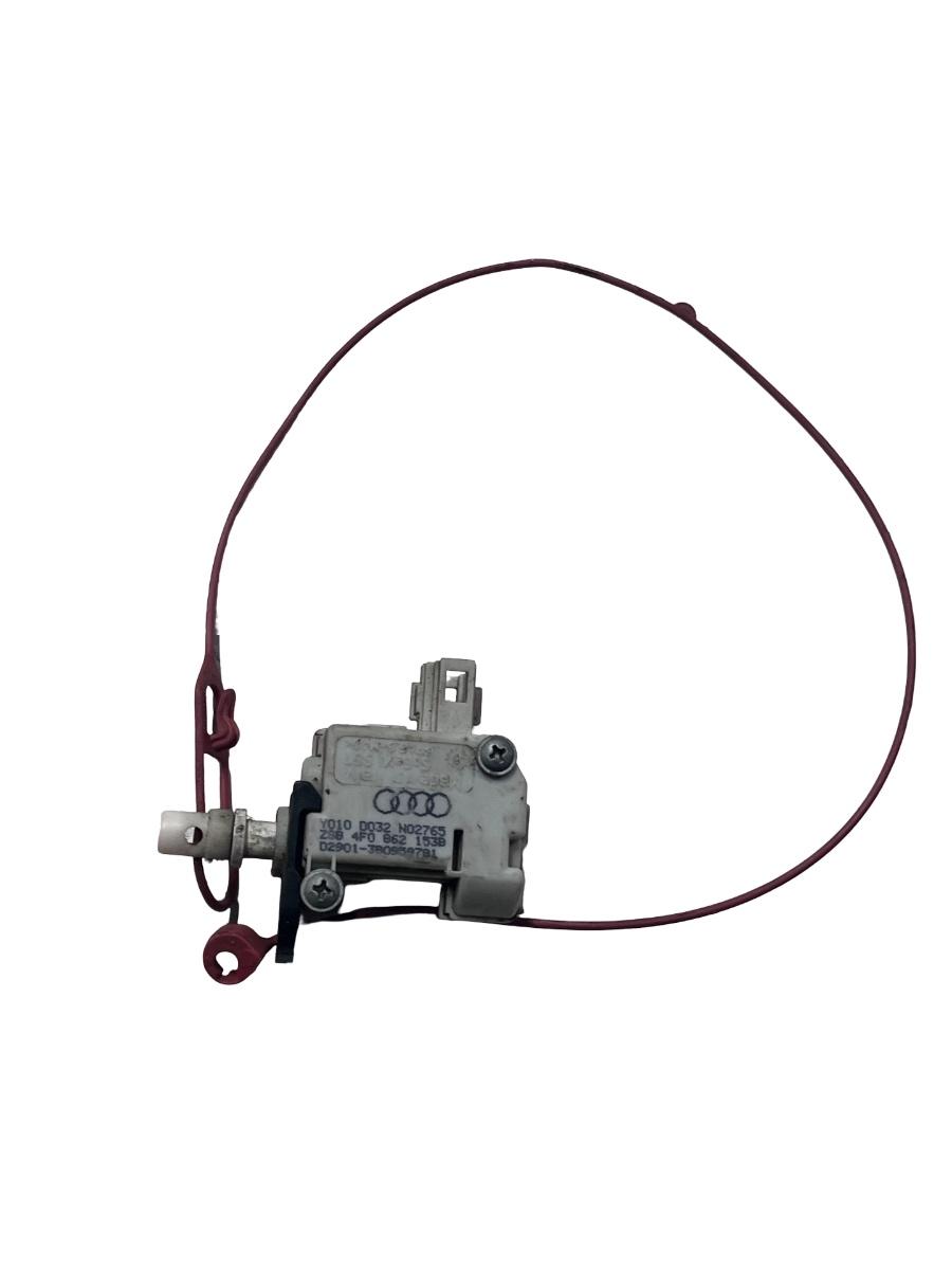Motoras deschidere usita rezervor combustibil AUDI A6 III Avant 4F5, C6 2005 - 2011 4F0862153B