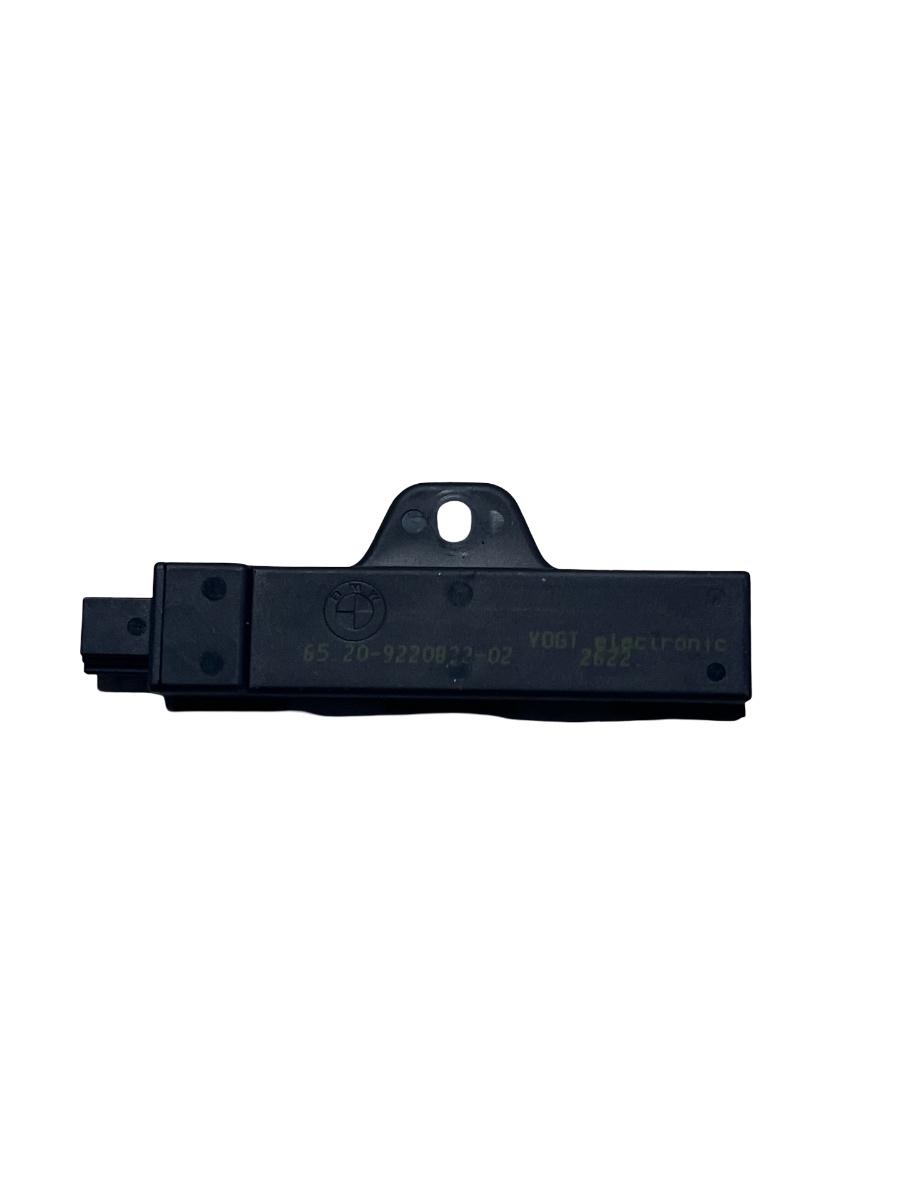 Amplificator semnal antena BMW 1 II F20 2010 -> 9220832-02 – foto 2