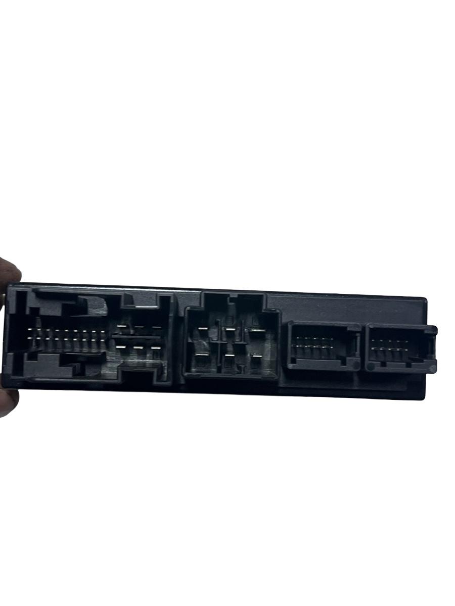 Modul/ unitate de control carlig de remorcare AUDI A8 III 4H2, 4H8, 4HC, 4HL 2009 - 2018 4H0907383N – foto 2