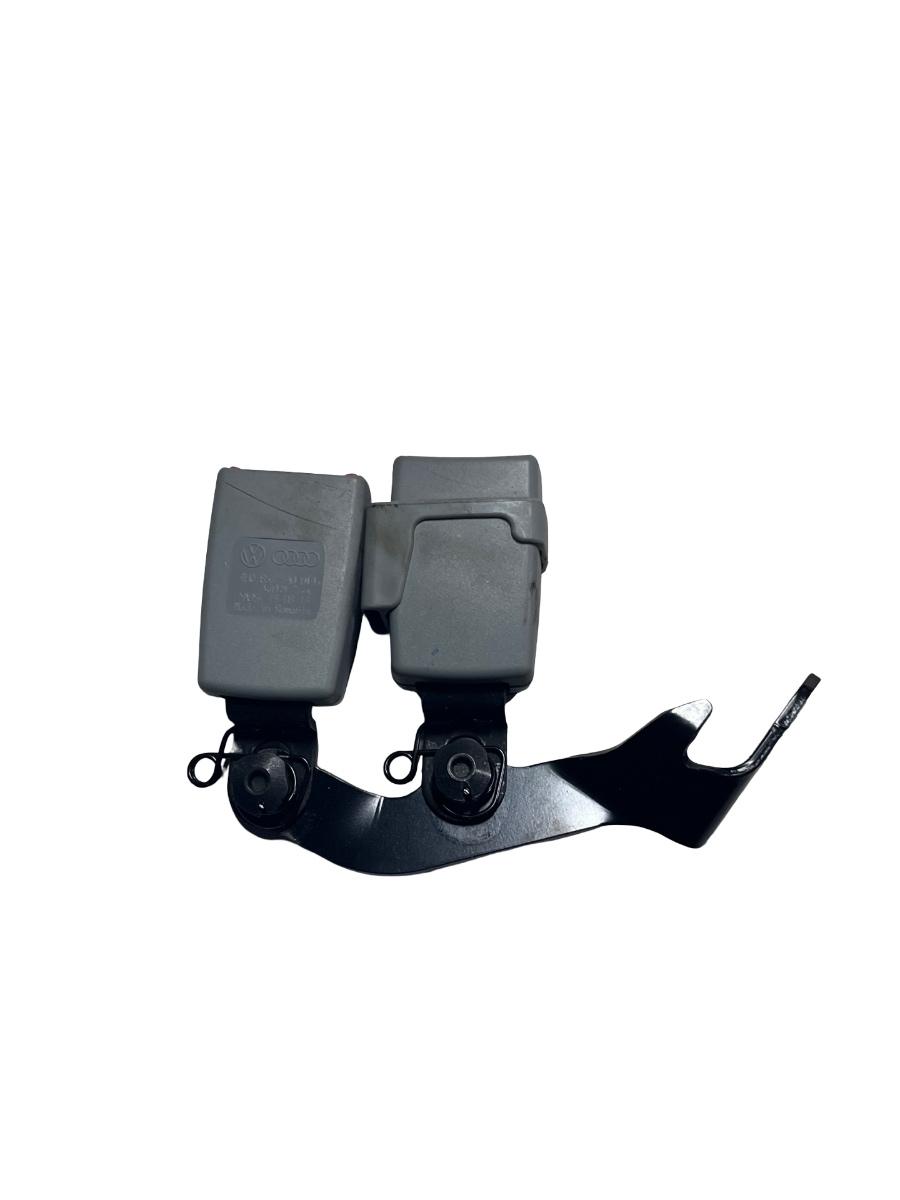 Pretensionare centura de siguranta dreapta spate AUDI A8 III 4H2, 4H8, 4HC, 4HL 2009 - 2018 4H0857740