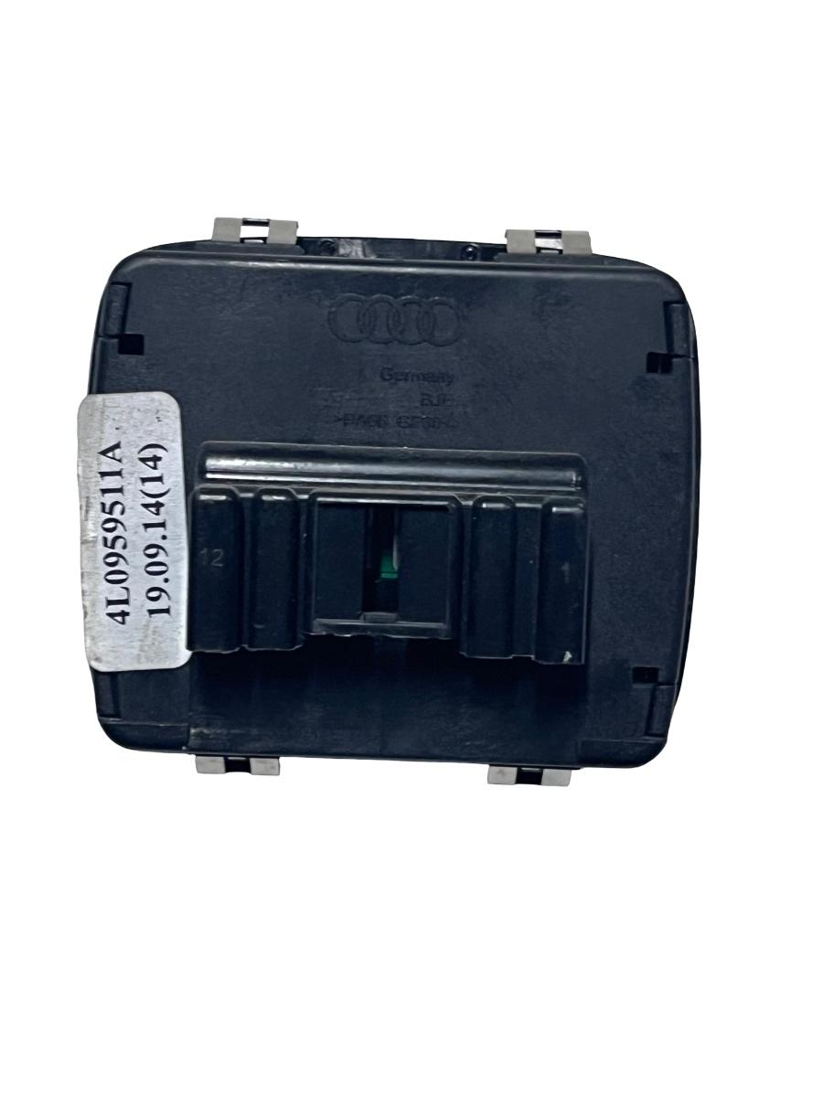 Buton carlig de remorcare retractabil AUDI A8 III 4H2, 4H8, 4HC, 4HL 2009 - 2018 4L0959511A – foto 3