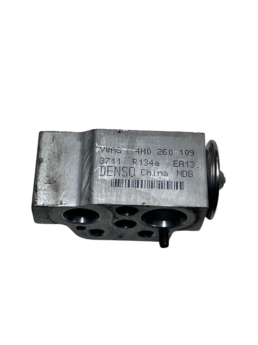 Cupla calorifer clima AUDI A8 III 4H2, 4H8, 4HC, 4HL 2009 - 2018 4H0260109