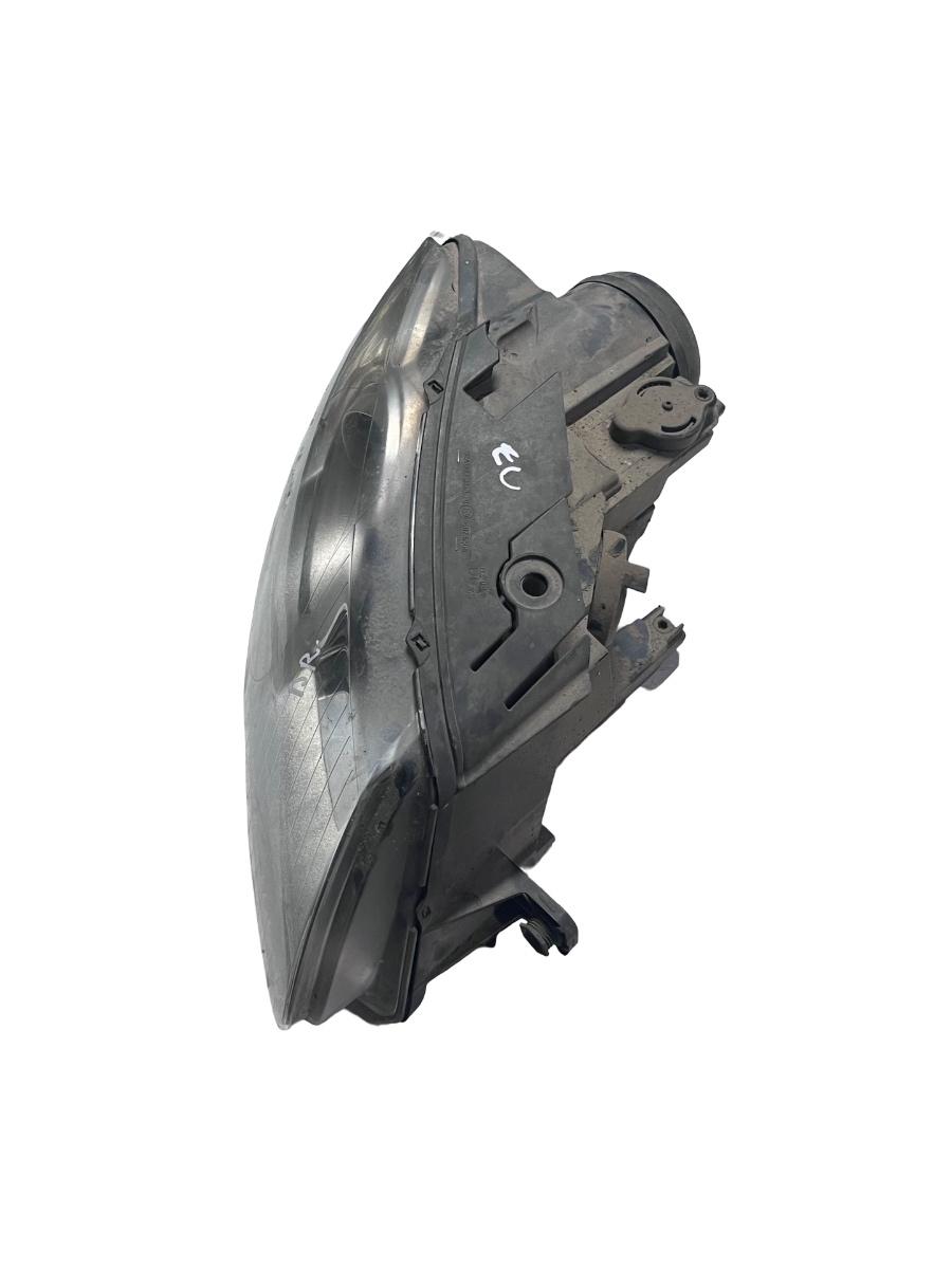 Far cu lupa dreapta fata VOLKSWAGEN PASSAT 3C2 Berlina 2005 - 2010 – foto 2