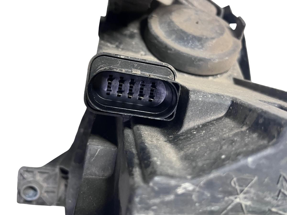 Far cu lupa dreapta fata VOLKSWAGEN PASSAT 3C2 Berlina 2005 - 2010 – foto 4