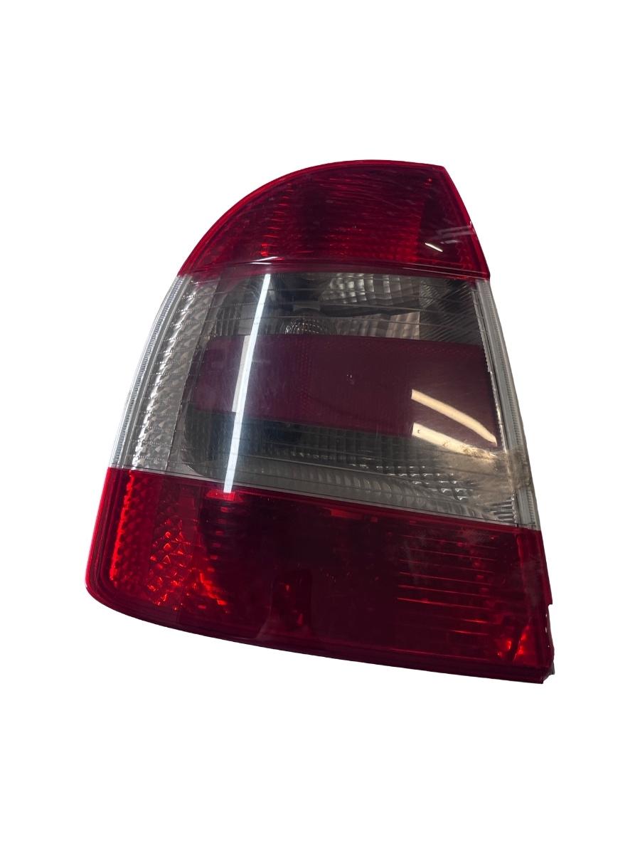 Lampa spate / Stop stanga spate SKODA SUPERB 3U4 Facelift 2001 - 2008 3U5945095A