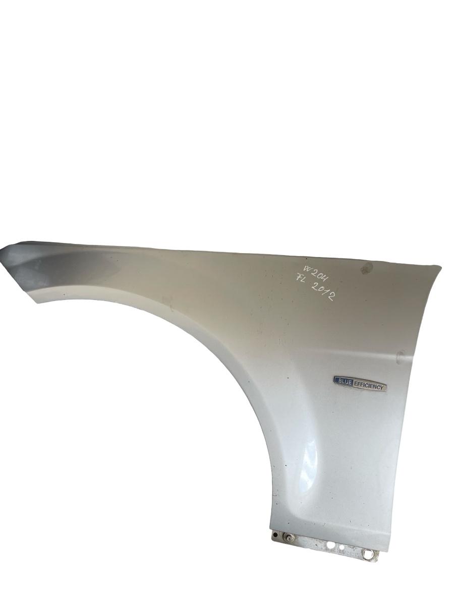 Aripa stanga fata *FACELIFT* MERCEDES-BENZ C-CLASS W204 2007 - 2014