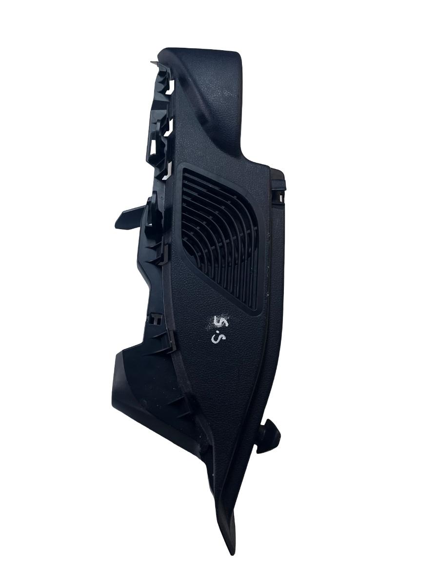 Ornament portbagaj + difuzor stanga spate BMW 1 II F20 2010 -> 7221043