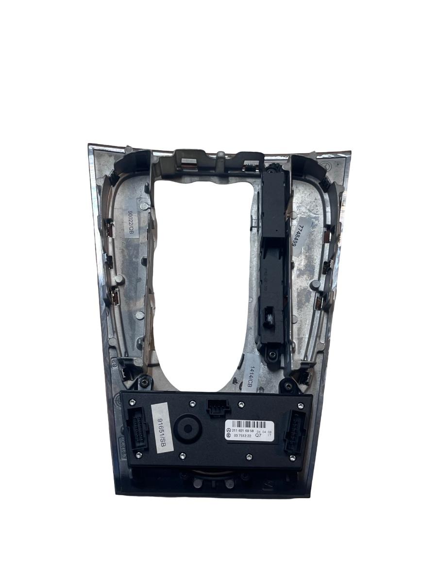 Consola centrala schimbator de viteze MERCEDES-BENZ E-CLASS W211 2002 - 2009 2118216958 – foto 2