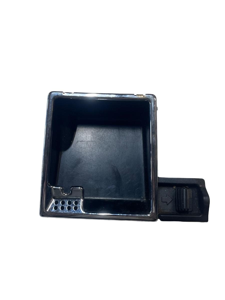 Scrumiera (fata) MERCEDES-BENZ E-CLASS W211 2002 - 2009 A2118100429