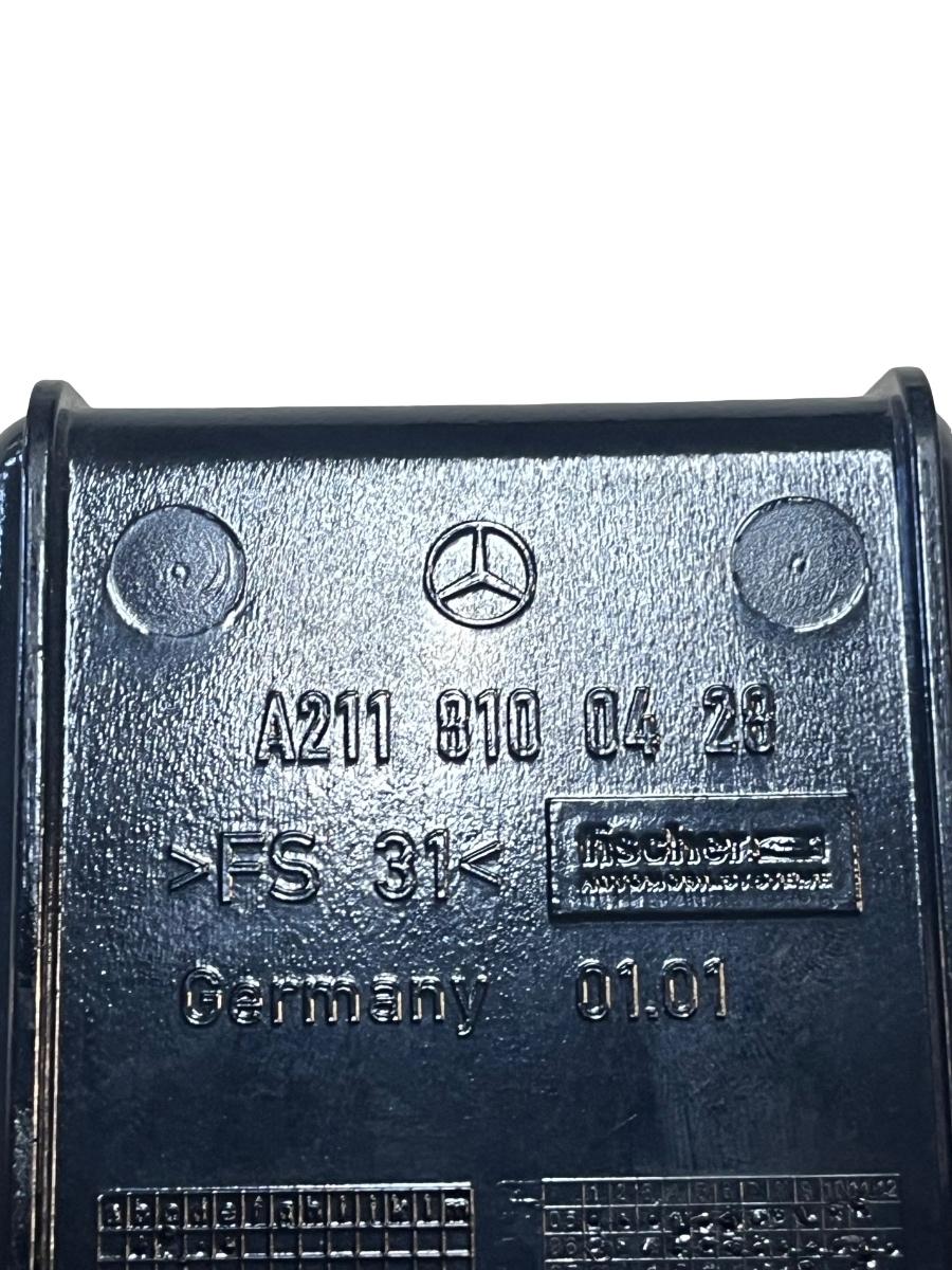 Scrumiera (fata) MERCEDES-BENZ E-CLASS W211 2002 - 2009 A2118100429 – foto 3