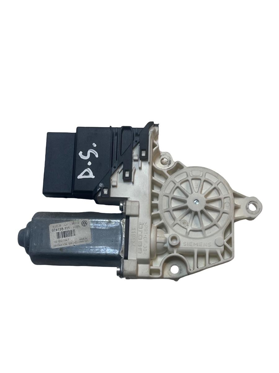 Motoras geam dreapta spate VOLKSWAGEN PASSAT 3C2 Berlina 2005 - 2010 1K0959704F